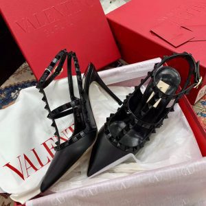 Туфли женские VALENTINO GARAVANI Rockstud