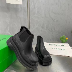 Женские Ботинки BOTTEGA VENETA Tire Ankle Chelsea