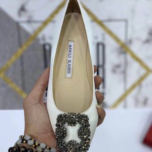 Туфли женские MANOLO BLAHNIK Hangisiflat Galassia White