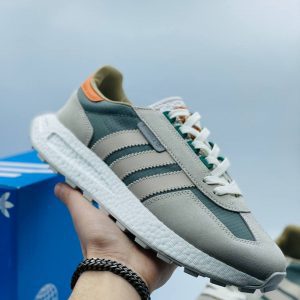 Кроссовки Adidas Retropy E5