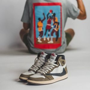 Кроссовки Nike Air Jordan 1 High x Travis Scott