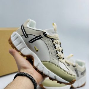 Кроссовки Jacquemus x Nike Air Humara LX ‘Sail’