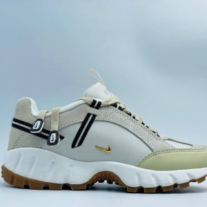 Кроссовки Jacquemus x Nike Air Humara LX ‘Sail’