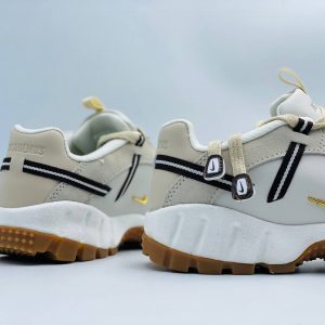 Кроссовки Jacquemus x Nike Air Humara LX ‘Sail’