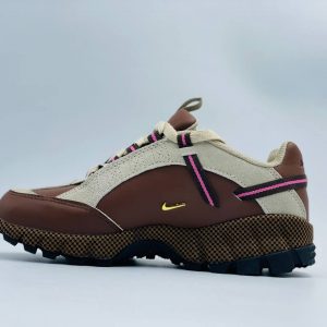 Кроссовки Jacquemus x Nike Air Humara Ale Brown