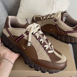 Кроссовки Jacquemus x Nike Air Humara Ale Brown