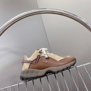 Кроссовки Jacquemus x Nike Air Humara Ale Brown