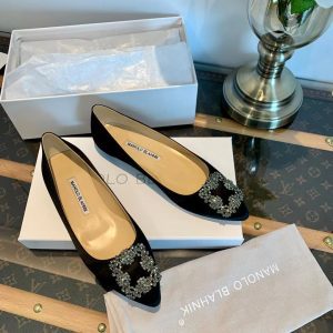 Балетки женские Manolo Blahnik Hangisi