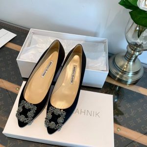 Балетки женские Manolo Blahnik Hangisi