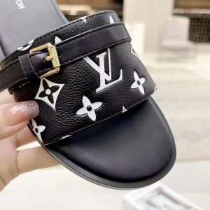 Шлепанцы Louis Vuitton