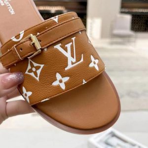 Шлепанцы Louis Vuitton