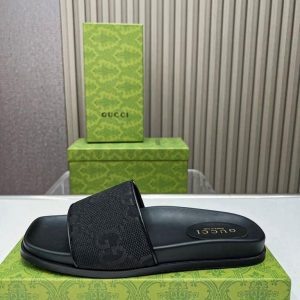 Шлёпанцы мужские Gucci