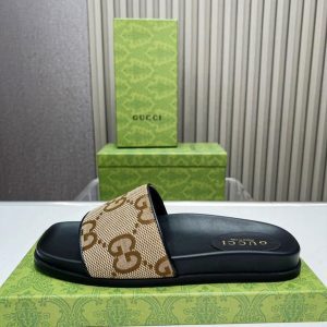 Шлёпанцы мужские Gucci