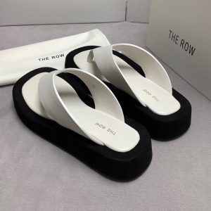 Шлёпанцы женские The Row Ginza