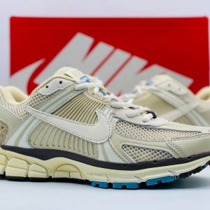 Кроссовки Nike Zoom Vomero 5