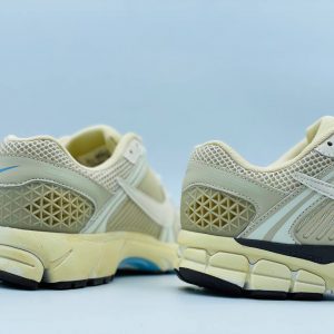 Кроссовки Nike Zoom Vomero 5