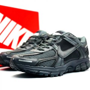 Кроссовки Nike Zoom Vomero 5