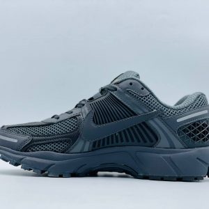 Кроссовки Nike Zoom Vomero 5