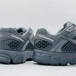 Кроссовки Nike Zoom Vomero 5