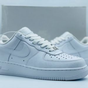 Кроссовки Nike Air Force 1