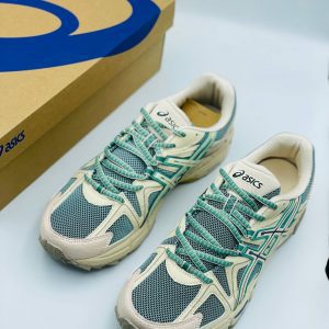 Кроссовки Asics Gel Kahana