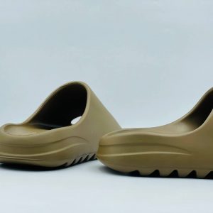 Шлепанцы Adidas Yeezy Slide