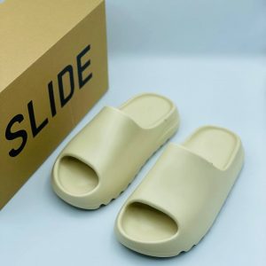 Шлепанцы Adidas Yeezy Slide