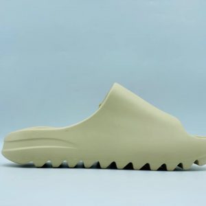 Шлепанцы Adidas Yeezy Slide