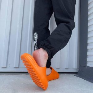 Шлепанцы Adidas Yeezy Slide