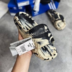 Шлепанцы Adidas Adilette 22