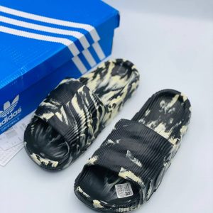 Шлепанцы Adidas Adilette 22