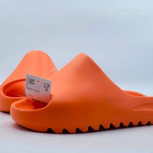 Шлепанцы Adidas Yeezy Slide