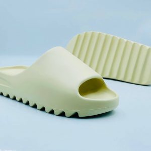 Шлепанцы Adidas Yeezy Slide