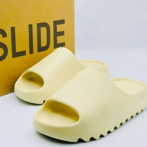 Шлепанцы Adidas Yeezy Slide