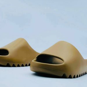 Шлепанцы Adidas Yeezy Slide