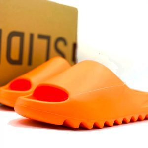 Шлепанцы Adidas Yeezy Slide