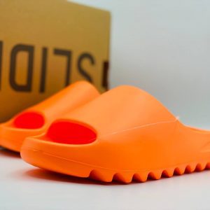 Шлепанцы Adidas Yeezy Slide