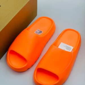 Шлепанцы Adidas Yeezy Slide