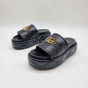 Шлепанцы Gucci