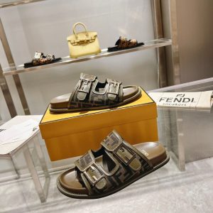 Шлепанцы Fendi Feel