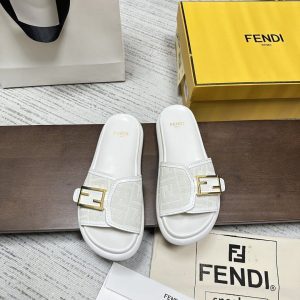 Шлепанцы Fendi Feel