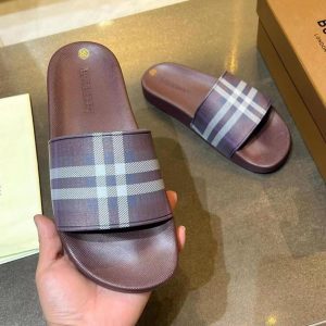 Шлепанцы мужские Burberry