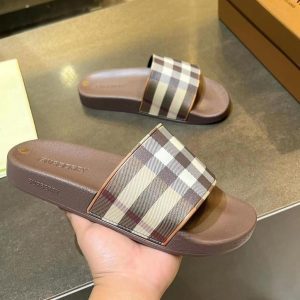 Шлепанцы мужские Burberry