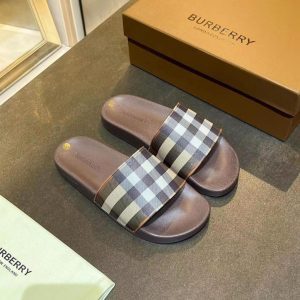 Шлепанцы мужские Burberry