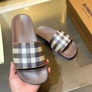 Шлепанцы мужские Burberry