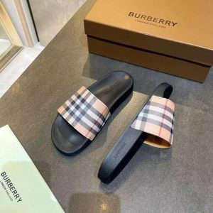 Шлепанцы мужские Burberry