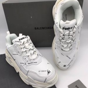 Кроссовки Balenciaga Triple S