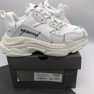 Кроссовки Balenciaga Triple S