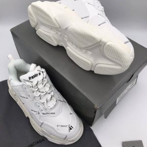 Кроссовки Balenciaga Triple S