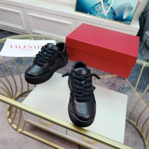 Кроссовки женские Valentino One Stud XL